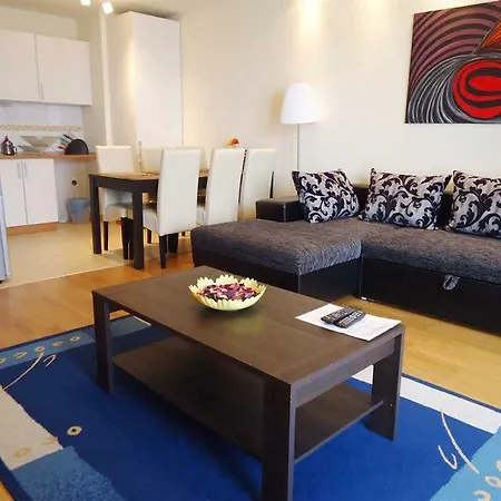 Senator Aparthotel 4*