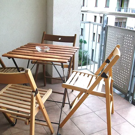 Hotel apartamentowy Senator