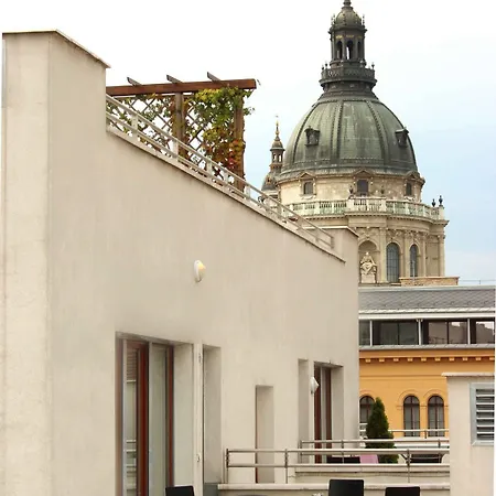 Senator Hotel apartamentowy 3*